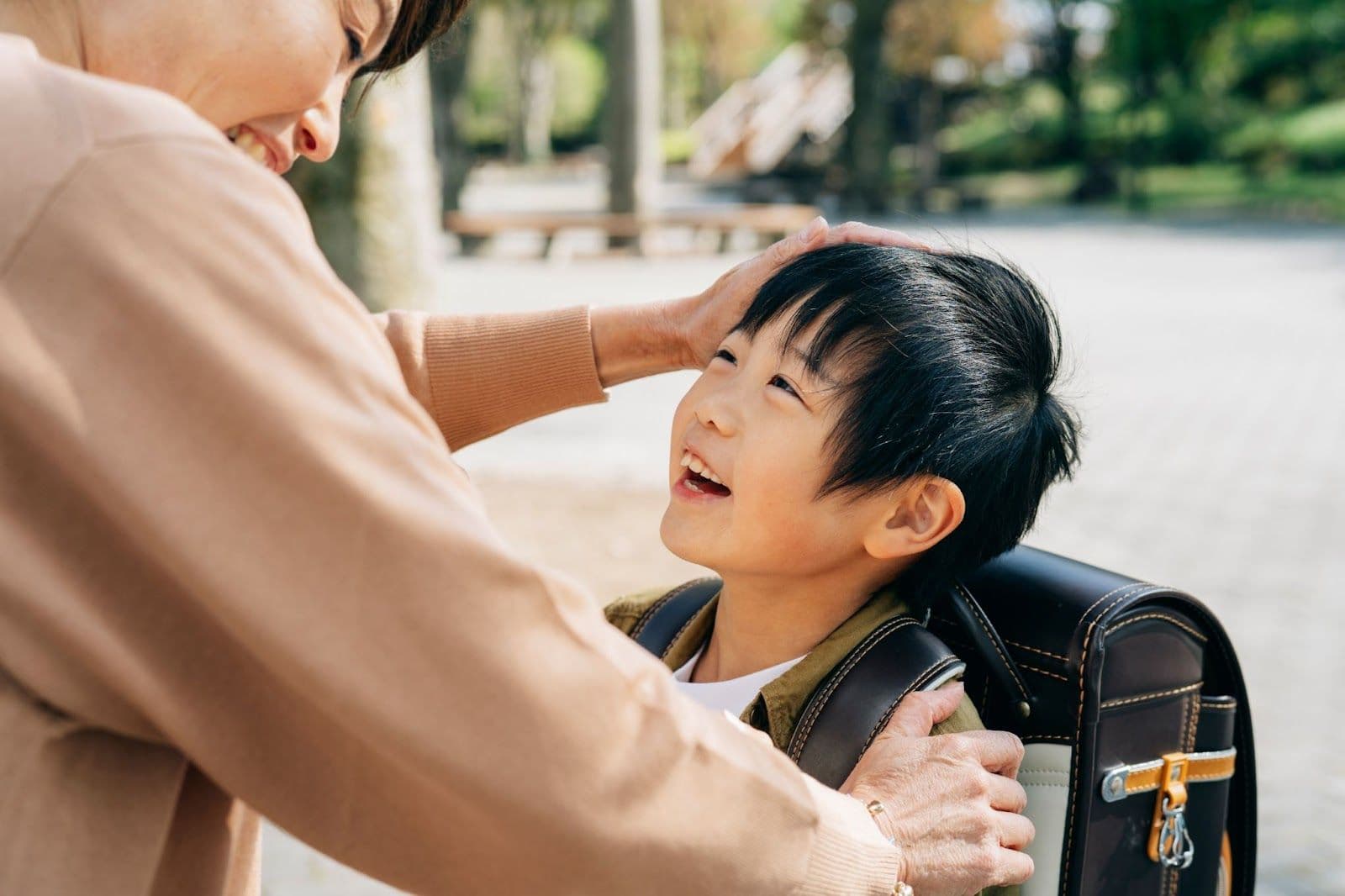 小学生の子どもが口に物を入れる場合の対処法
